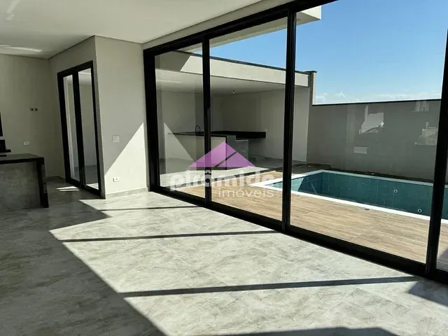 Casa com 280m² 4 quartos e 4 banheiros, à venda, no bairro Floresta em São José dos Campos