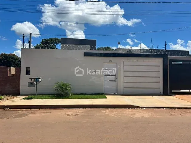 Casa com 300m² 4 quartos e 3 banheiros, à venda, no bairro Vila Nova Campo Grande em Campo Grande