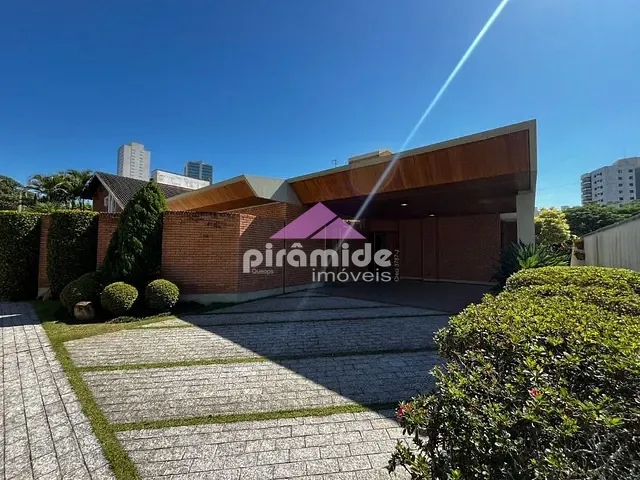 Casa com 520m² 3 quartos e 6 banheiros, à venda, no bairro Jardim Aquárius em São José dos Campos