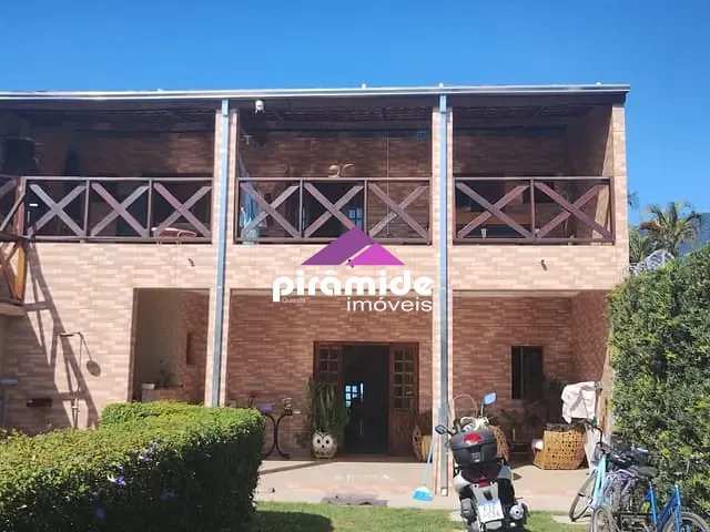 Casa com 280m² 3 quartos e 4 banheiros, à venda, no bairro Perequê Mirim em Caraguatatuba