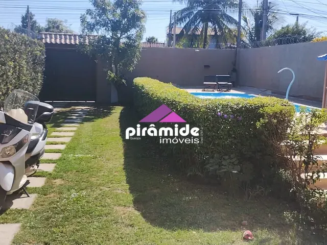 Casa com 280m² 3 quartos e 4 banheiros, à venda, no bairro Perequê Mirim em Caraguatatuba