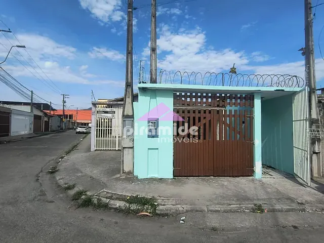 Casa com 160m² 2 quartos e 2 banheiros, à venda, no bairro Jardim Tarumãs em Caraguatatuba