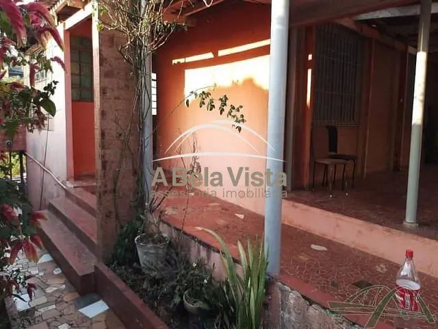 Casa 9 quartos e 3 banheiros, à venda, no bairro Jardim D'Abril em Osasco