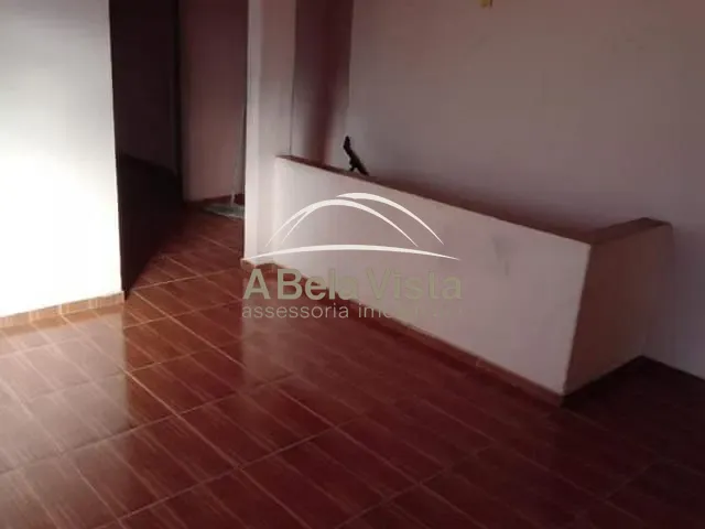 Casa 9 quartos e 3 banheiros, à venda, no bairro Jardim D'Abril em Osasco