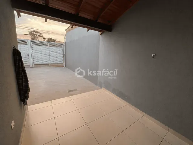 Casa com 180m² 2 quartos e 2 banheiros, à venda, no bairro Jardim Centenário em Campo Grande