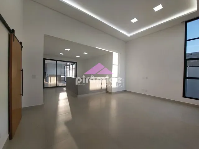 Casa com 275m² 3 quartos e 2 banheiros, à venda, no bairro Floresta em São José dos Campos