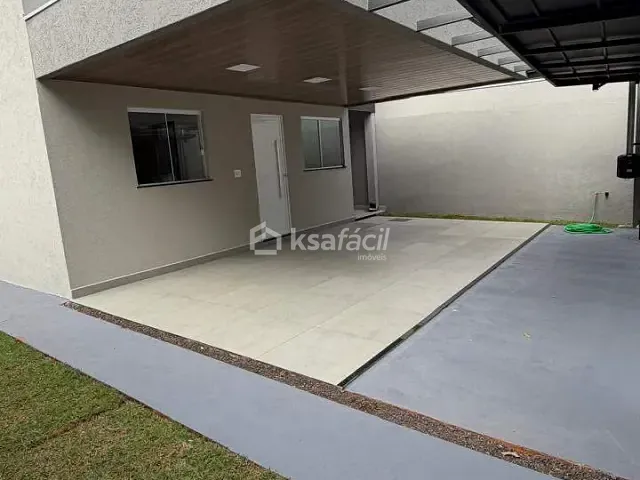 Casa com 210m² 3 quartos e 2 banheiros, à venda, no bairro Núcleo Habitacional Universitárias em Campo Grande