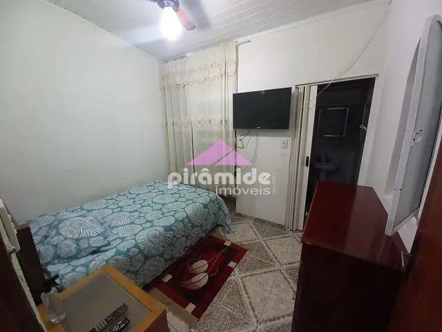 Casa com 427m² 2 quartos e 2 banheiros, à venda, no bairro Pontal de Santa Marina em Caraguatatuba