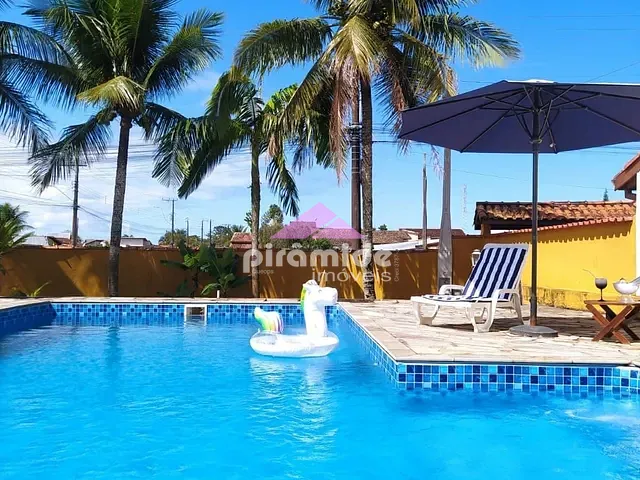 Casa com 427m² 2 quartos e 2 banheiros, à venda, no bairro Pontal de Santa Marina em Caraguatatuba