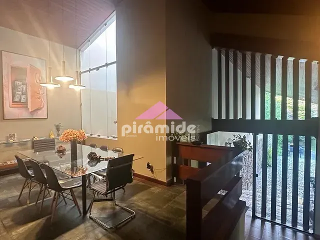 Casa com 4300m² 4 quartos e 6 banheiros, à venda ou para alugar, no bairro Bosque dos Eucaliptos em São José dos Campos