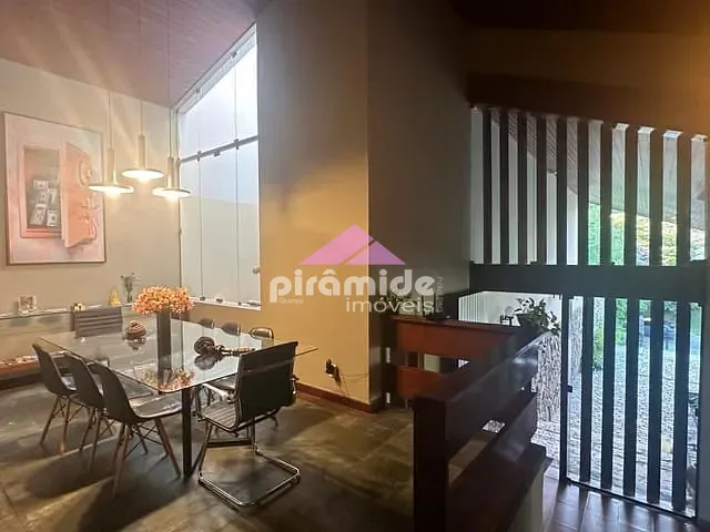 Casa com 4300m² 4 quartos e 6 banheiros, à venda ou para alugar, no bairro Bosque dos Eucaliptos em São José dos Campos