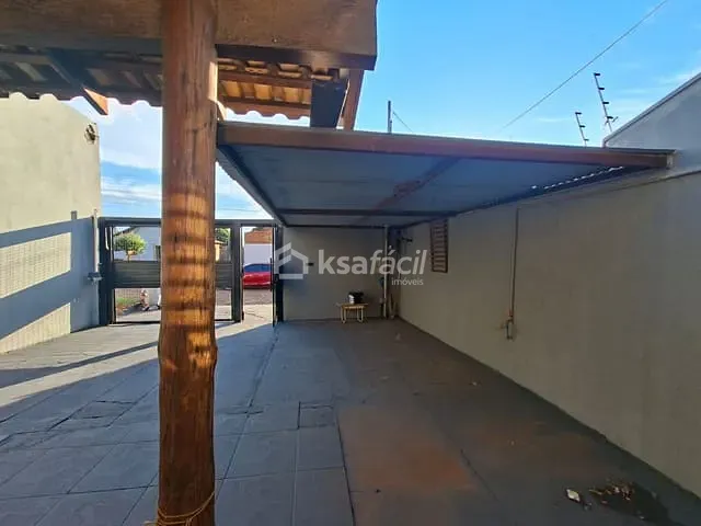 Casa com 210m² 2 quartos e 1 banheiro, à venda, no bairro Jardim Sumatra em Campo Grande