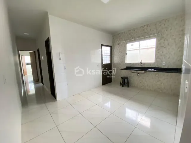 Casa com 110m² 2 quartos e 2 banheiros, para alugar, no bairro Jardim Centro Oeste em Campo Grande