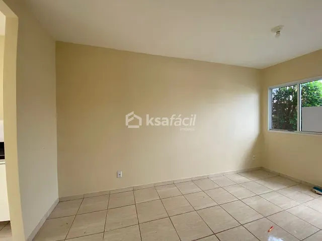 Casa 2 quartos e 1 banheiro, para alugar, no bairro Jardim Parati em Campo Grande
