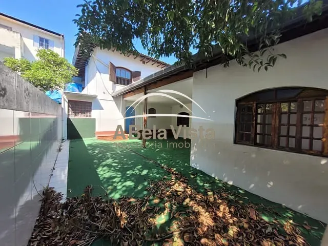 Casa com 405m², para alugar, no bairro Vila Osasco em Osasco