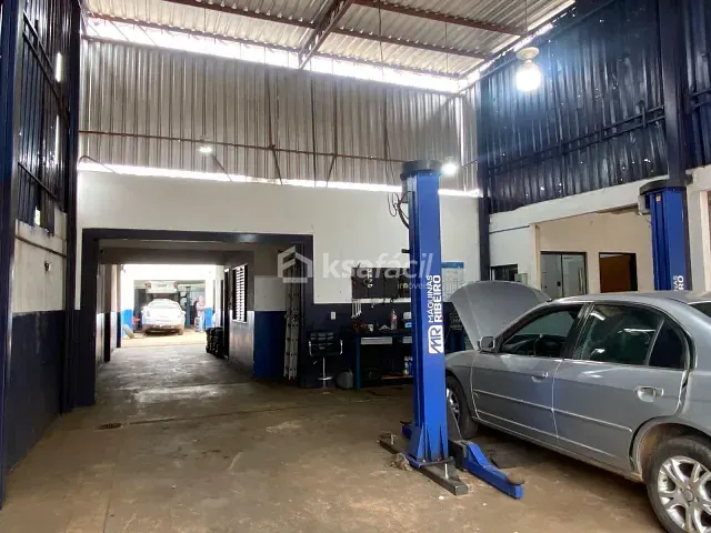 Casa com 480m², à venda, no bairro Jardim Tijuca em Campo Grande