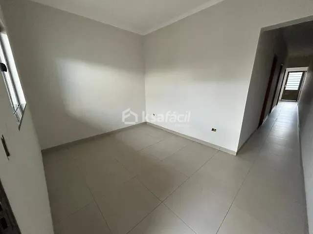 Casa com 96m² 2 quartos e 1 banheiro, à venda, no bairro Jardim Centenário em Campo Grande