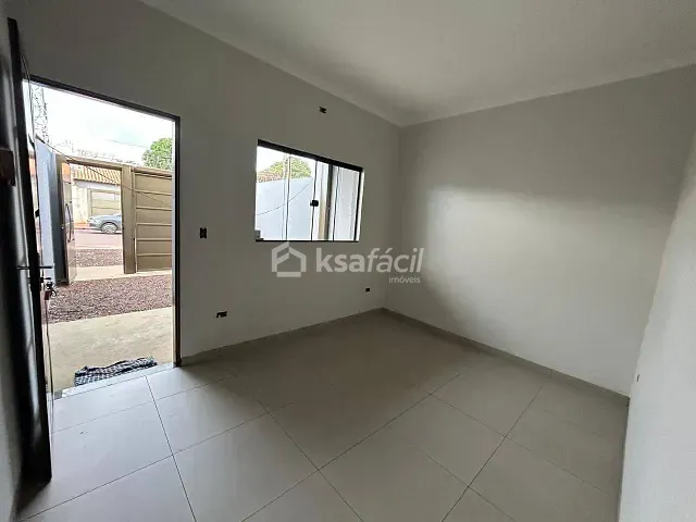 Casa com 96m² 2 quartos e 1 banheiro, à venda, no bairro Jardim Centenário em Campo Grande
