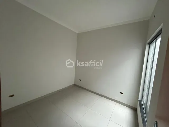 Casa com 96m² 2 quartos e 1 banheiro, à venda, no bairro Jardim Centenário em Campo Grande