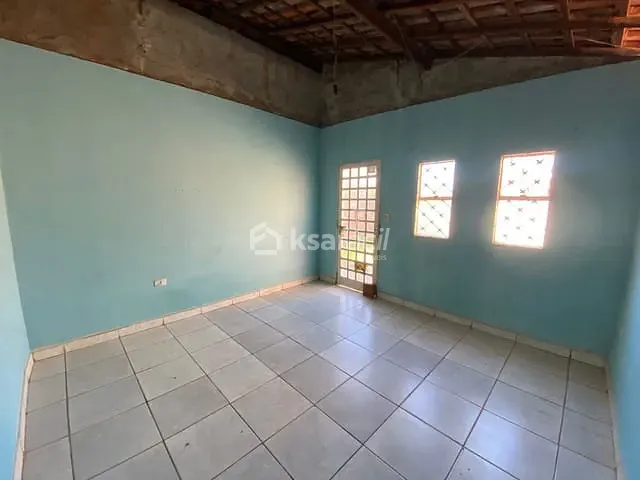 Casa 2 quartos e 1 banheiro, à venda, no bairro Jardim do Zé Pereira em Campo Grande