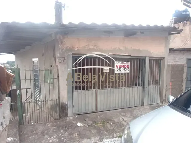 Casa com 250m² 2 quartos e 1 banheiro, à venda, no bairro Vila Maria Helena em Carapicuíba