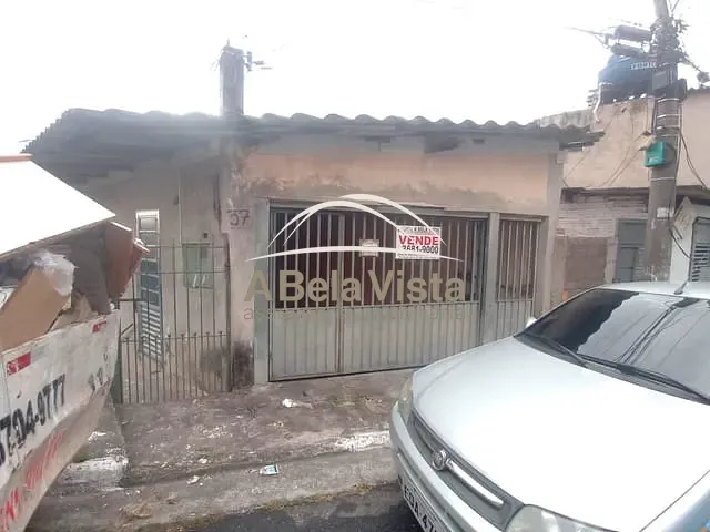 Casa com 250m² 2 quartos e 1 banheiro, à venda, no bairro Vila Maria Helena em Carapicuíba