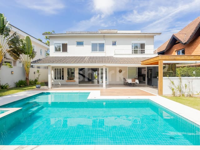 Casa 6 quartos e 7 banheiros, à venda ou para alugar, no bairro Residencial Morada dos Lagos em Barueri