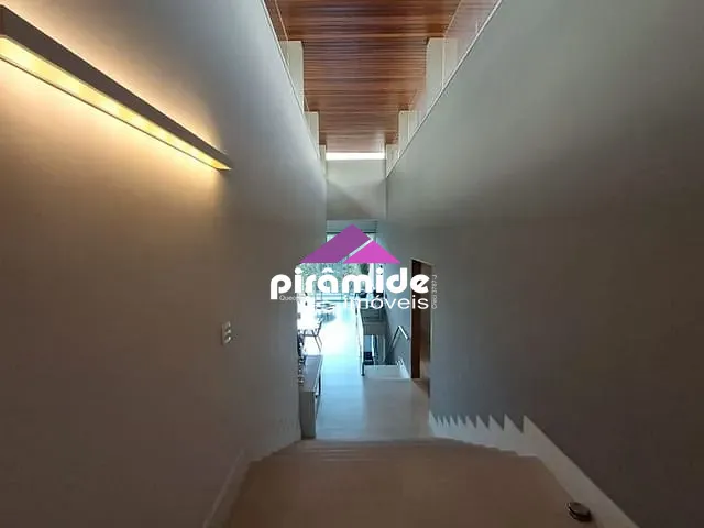 Casa com 674m² 3 quartos e 5 banheiros, à venda, no bairro Urbanova em São José dos Campos