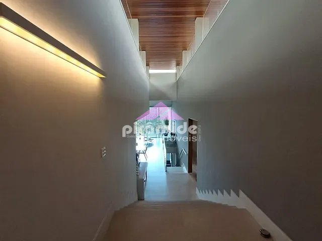 Casa com 674m² 3 quartos e 5 banheiros, à venda, no bairro Urbanova em São José dos Campos
