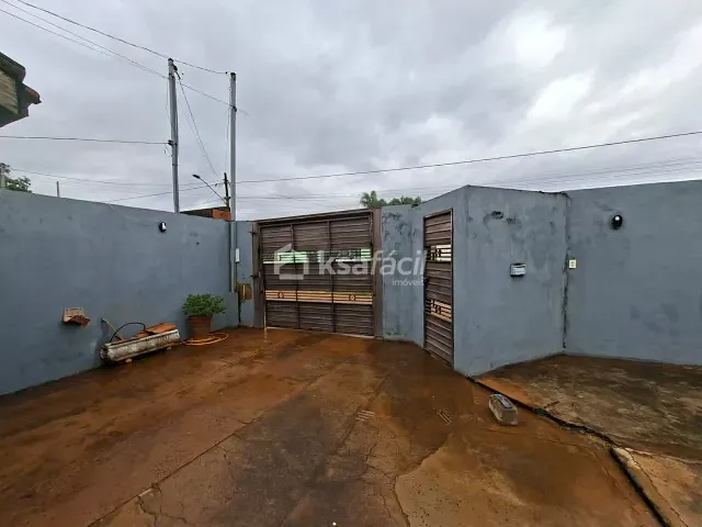 Casa com 250m² 3 quartos e 1 banheiro, à venda, no bairro Residencial Estrela Park em Campo Grande