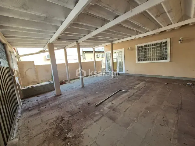 Casa com 676m² 4 quartos e 3 banheiros, à venda, no bairro Centro em Campo Grande