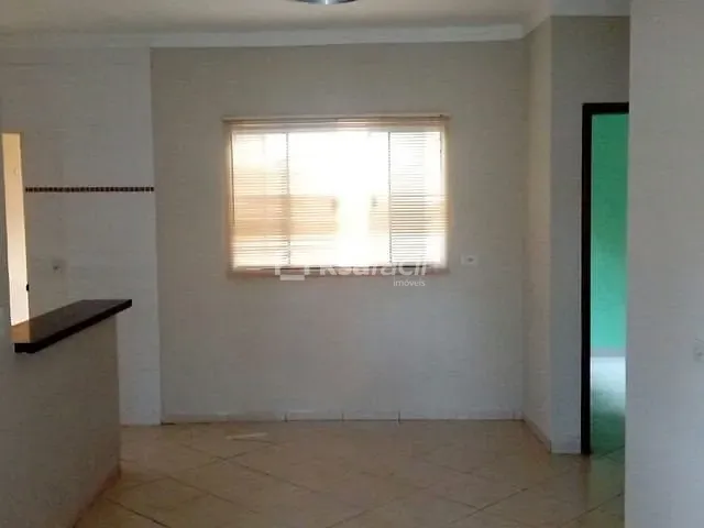 Casa 2 quartos e 1 banheiro, à venda, no bairro Conjunto Parati II em Campo Grande