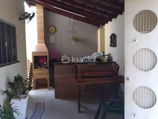 Casa 2 quartos e 1 banheiro, à venda, no bairro Conjunto Parati II em Campo Grande
