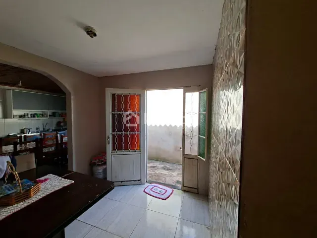 Casa com 200m² 2 quartos e 1 banheiro, à venda, no bairro Vila Moreninha II em Campo Grande