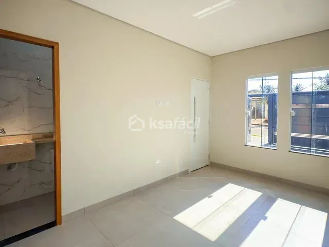 Casa com 125m² 2 quartos e 3 banheiros, à venda, no bairro Residencial Oliveira III em Campo Grande