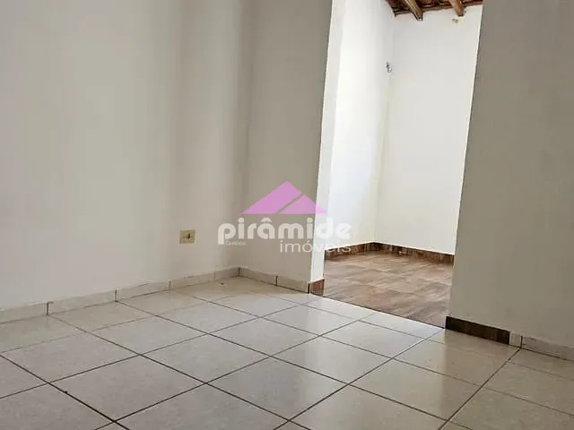 Casa com 130m² 2 quartos e 1 banheiro, para alugar, no bairro Jardim São Judas Tadeu em São José dos Campos