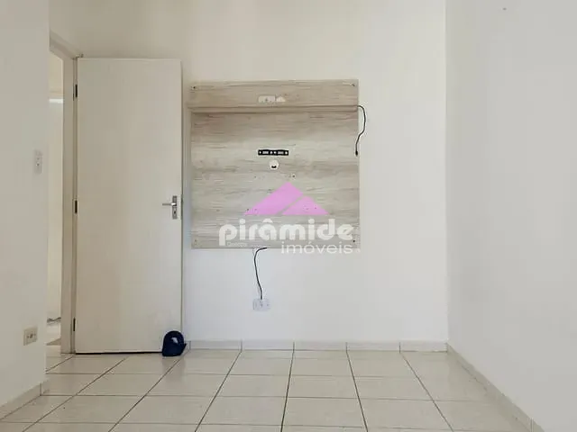 Casa com 130m² 2 quartos e 1 banheiro, para alugar, no bairro Jardim São Judas Tadeu em São José dos Campos