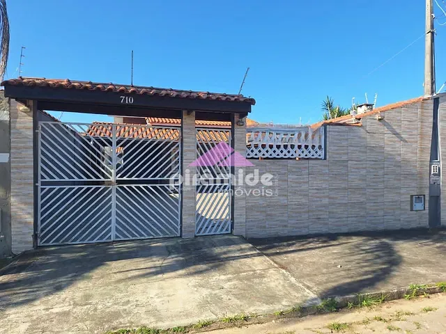 Casa com 300m² 2 quartos e 1 banheiro, à venda, no bairro Martin de Sá em Caraguatatuba