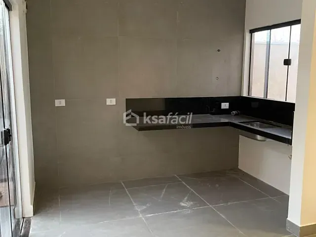 Casa com 180m² 3 quartos e 1 banheiro, à venda, no bairro Nova Lima em Campo Grande