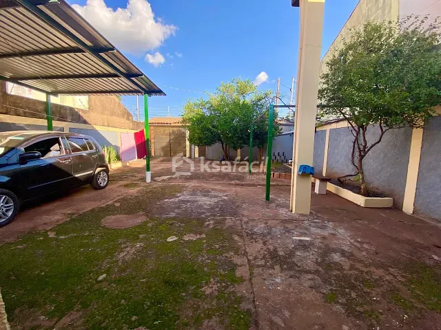 Casa com 200m² 1 quarto e 2 banheiros, para alugar, no bairro Jardim Parati em Campo Grande