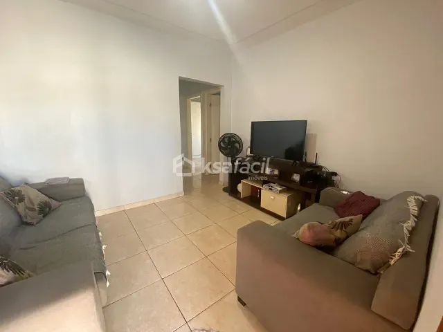 Casa com 360m² 3 quartos e 2 banheiros, à venda, no bairro Guanandi em Campo Grande