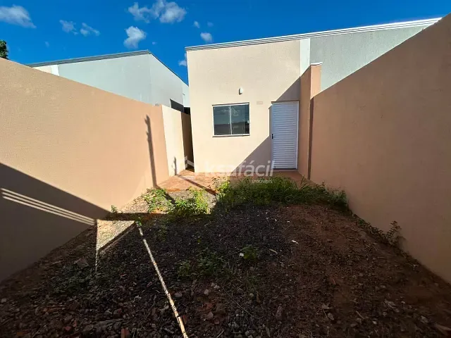 Casa com 96m² 2 quartos e 1 banheiro, à venda, no bairro Los Angeles em Campo Grande