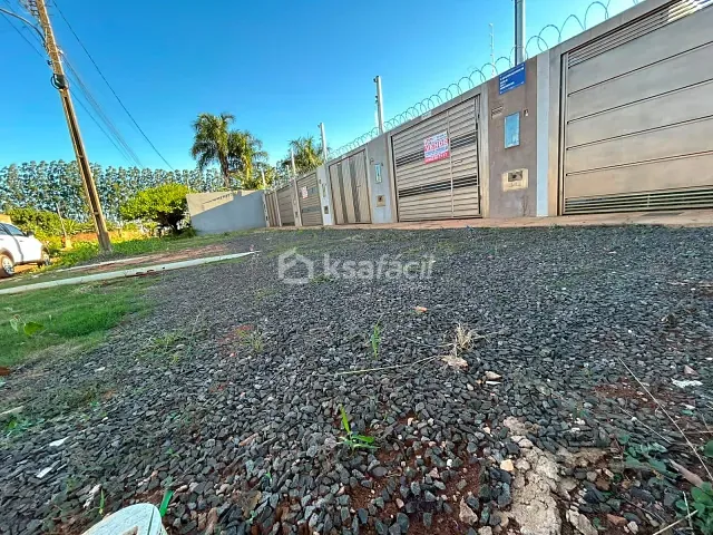Casa com 120m² 2 quartos e 1 banheiro, à venda, no bairro Jardim São Conrado em Campo Grande