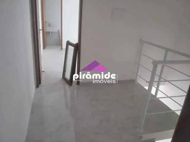 Casa com 150m² 2 quartos e 1 banheiro, à venda, no bairro Pontal de Santa Marina em Caraguatatuba