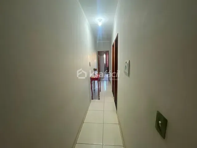 Casa com 114m² 2 quartos e 1 banheiro, à venda, no bairro Jardim Batistão em Campo Grande