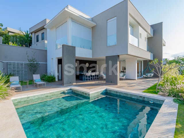 Casa com 525m² 4 quartos e 6 banheiros, à venda, no bairro Tamboré em Santana de Parnaíba