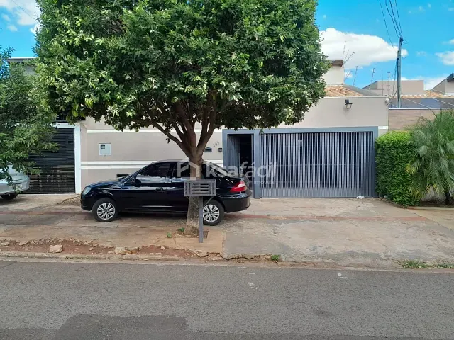Casa com 120m² 2 quartos e 2 banheiros, à venda, no bairro Vila Nasser em Campo Grande