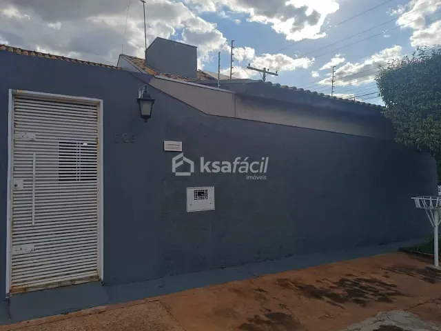 Casa 3 quartos e 2 banheiros, à venda, no bairro Vila Anahy em Campo Grande