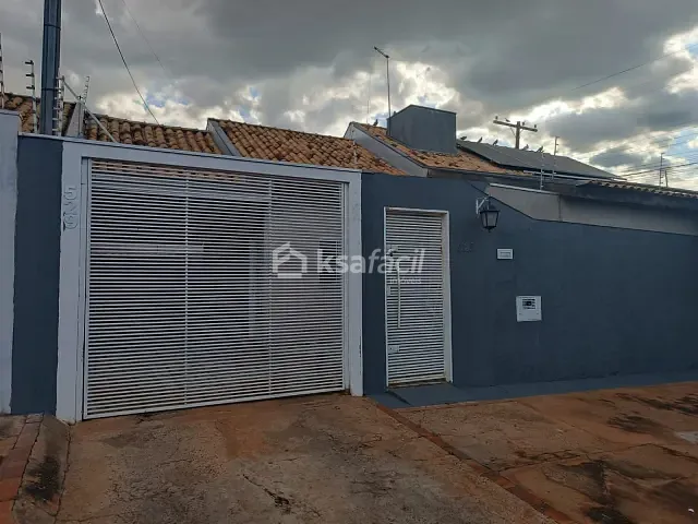 Casa 3 quartos e 2 banheiros, à venda, no bairro Vila Anahy em Campo Grande