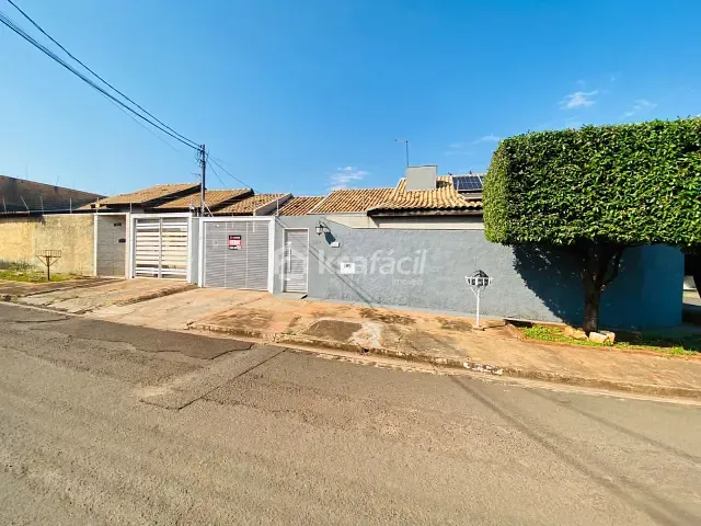 Casa 3 quartos e 2 banheiros, à venda, no bairro Vila Anahy em Campo Grande